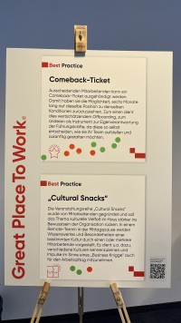 Tafel mit der Idee: Comeback-Ticket